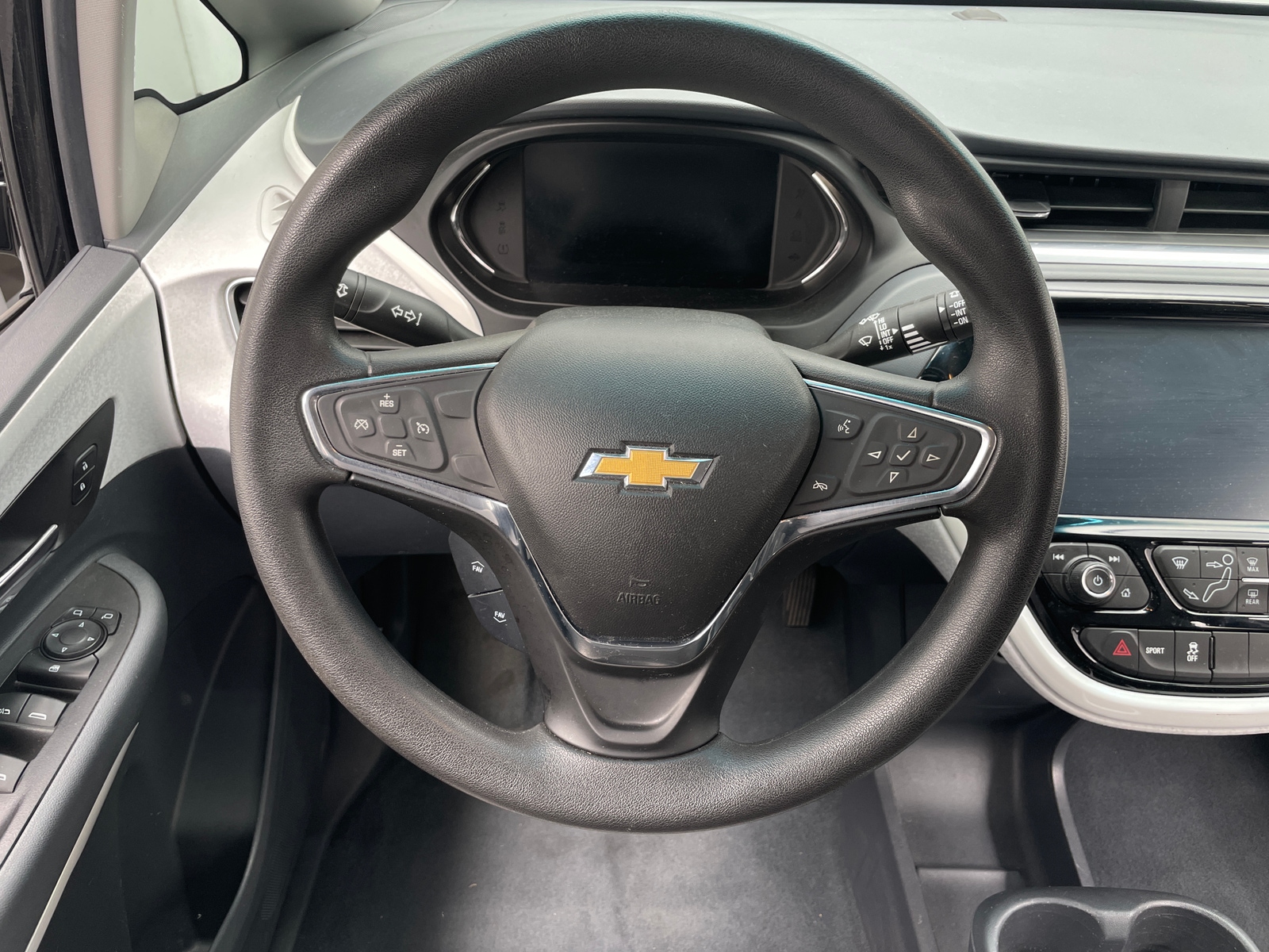 Thumbnail: 2019 Chevrolet Bolt EV - 5