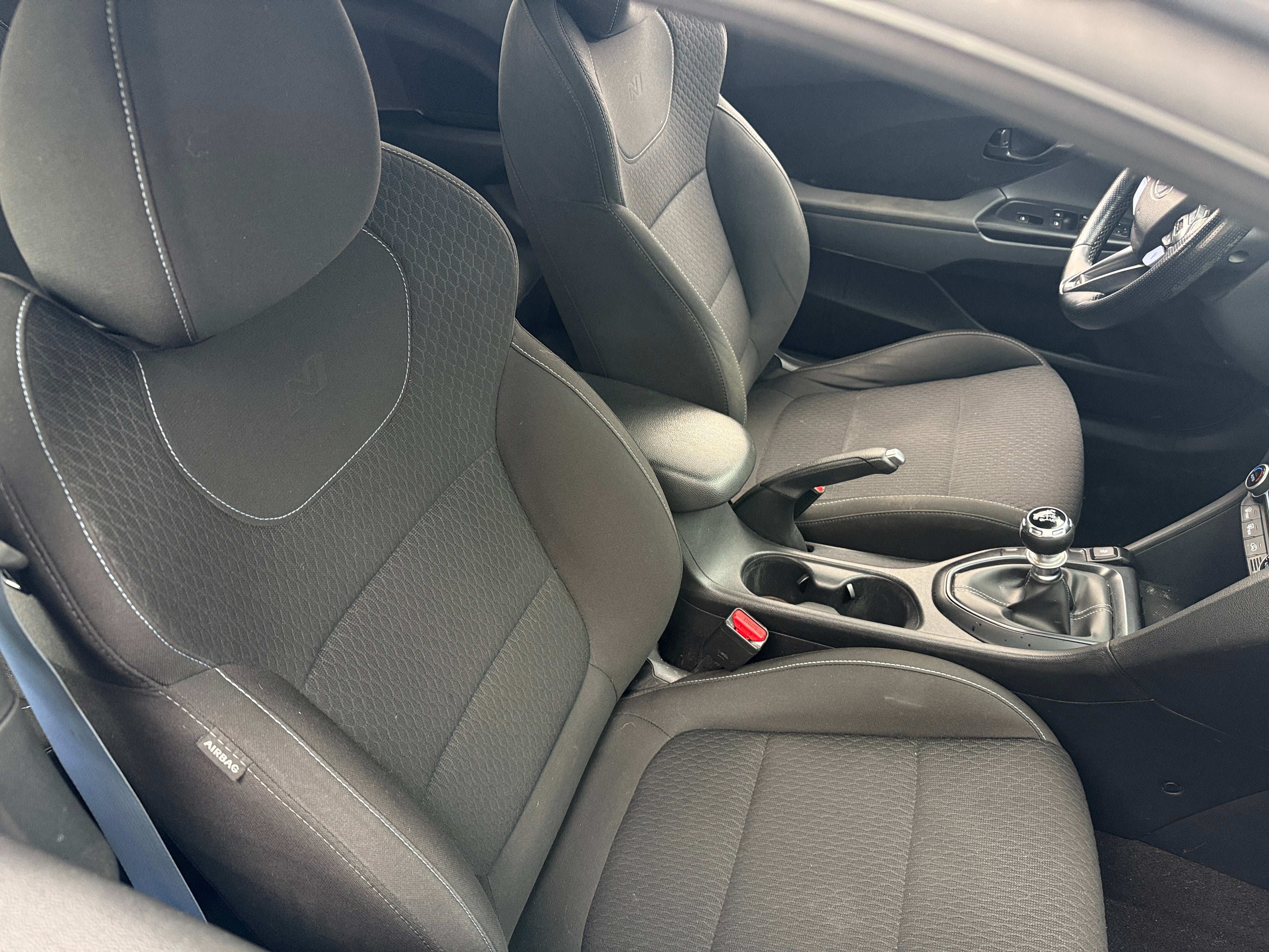 2020 Hyundai Veloster