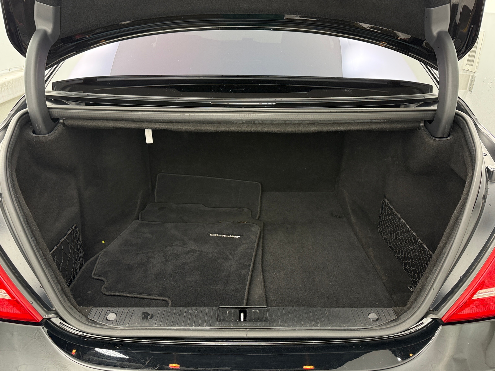 Thumbnail: 2013 Mercedes-Benz S-Class - 6