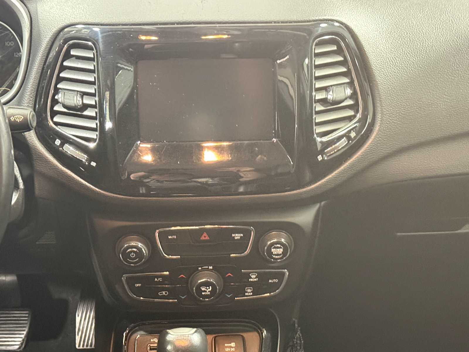 Thumbnail: 2018 Jeep Compass - 4