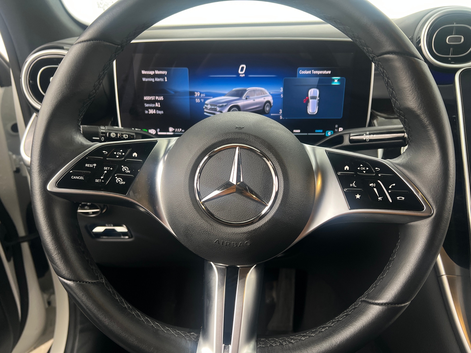 Thumbnail: 2025 Mercedes-Benz GLC - 4