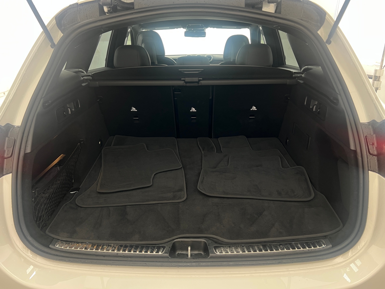 Thumbnail: 2025 Mercedes-Benz GLC - 6