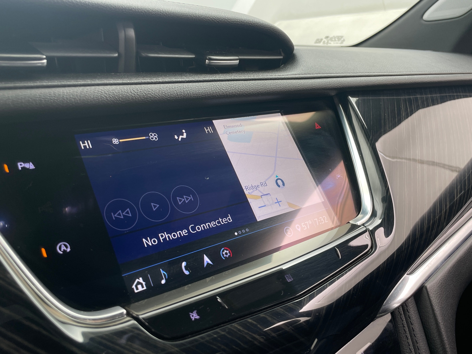 Thumbnail: 2020 Cadillac XT6 - 3