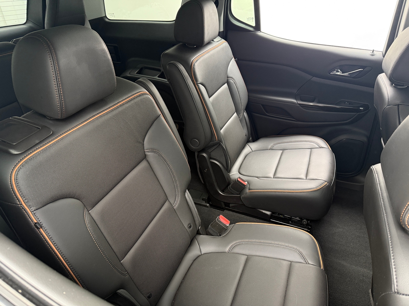 Thumbnail: 2023 GMC Acadia - 6