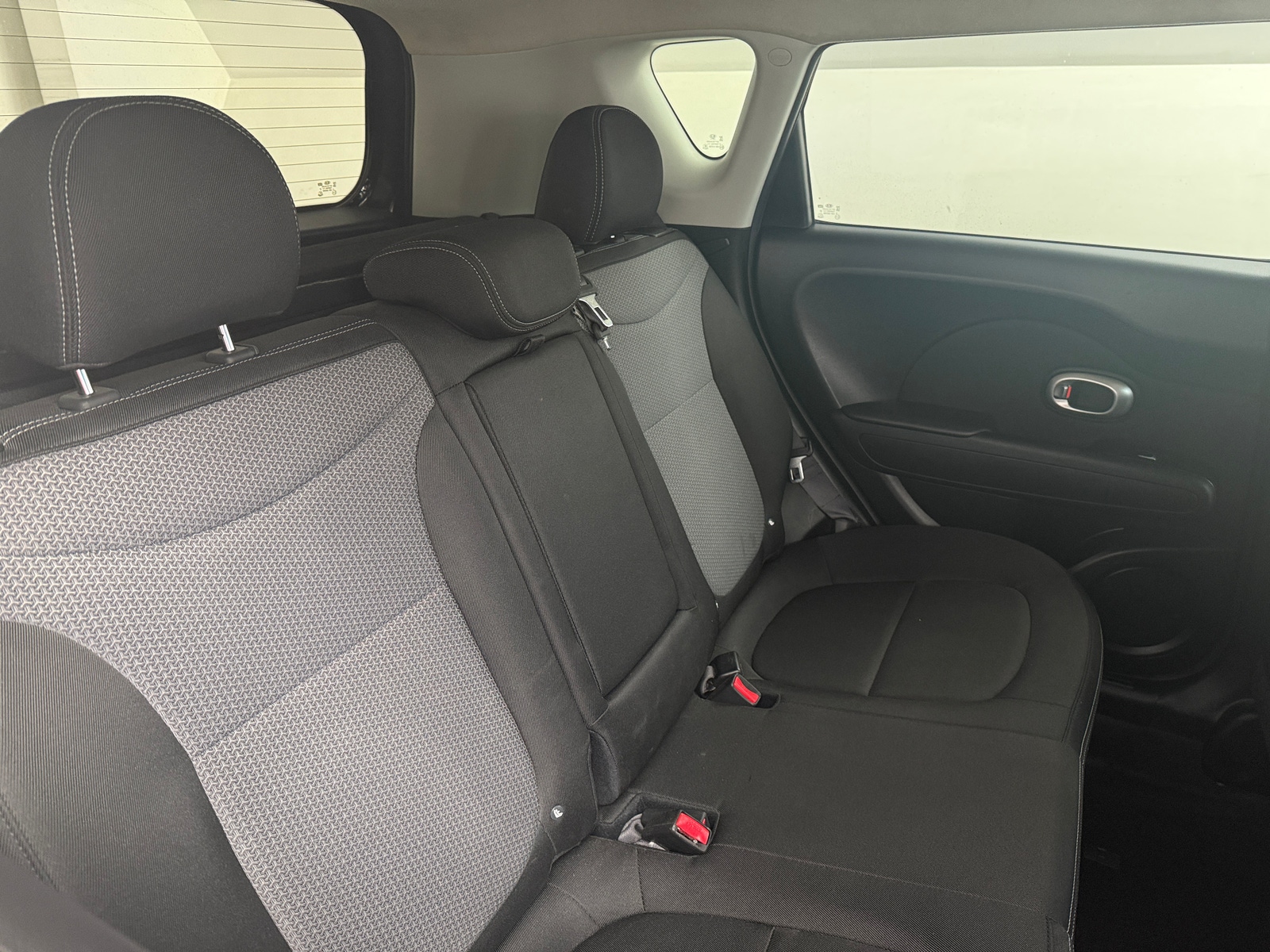 Thumbnail: 2017 Kia Soul - 6