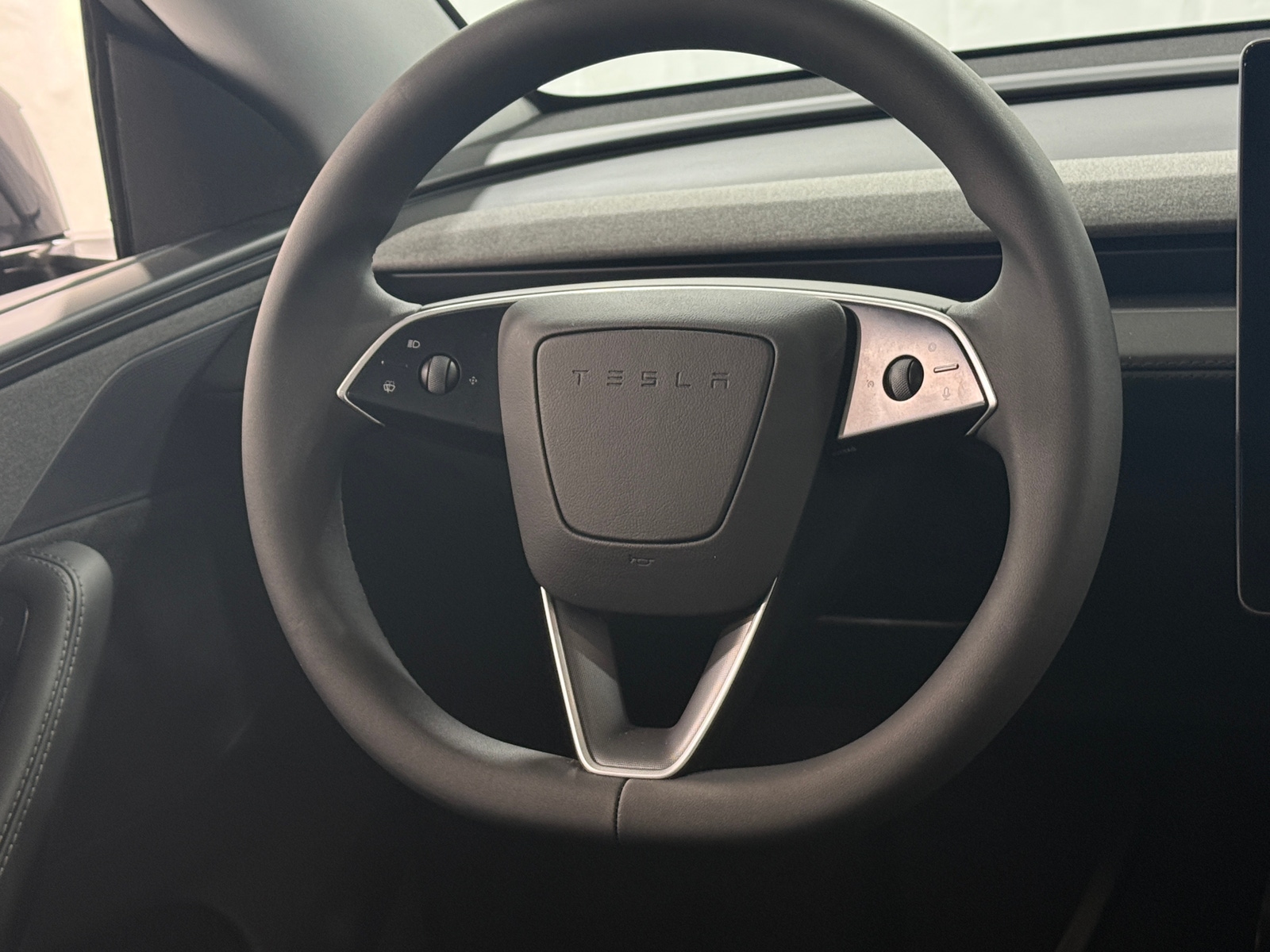 Thumbnail: 2026 Tesla Model Y - 4