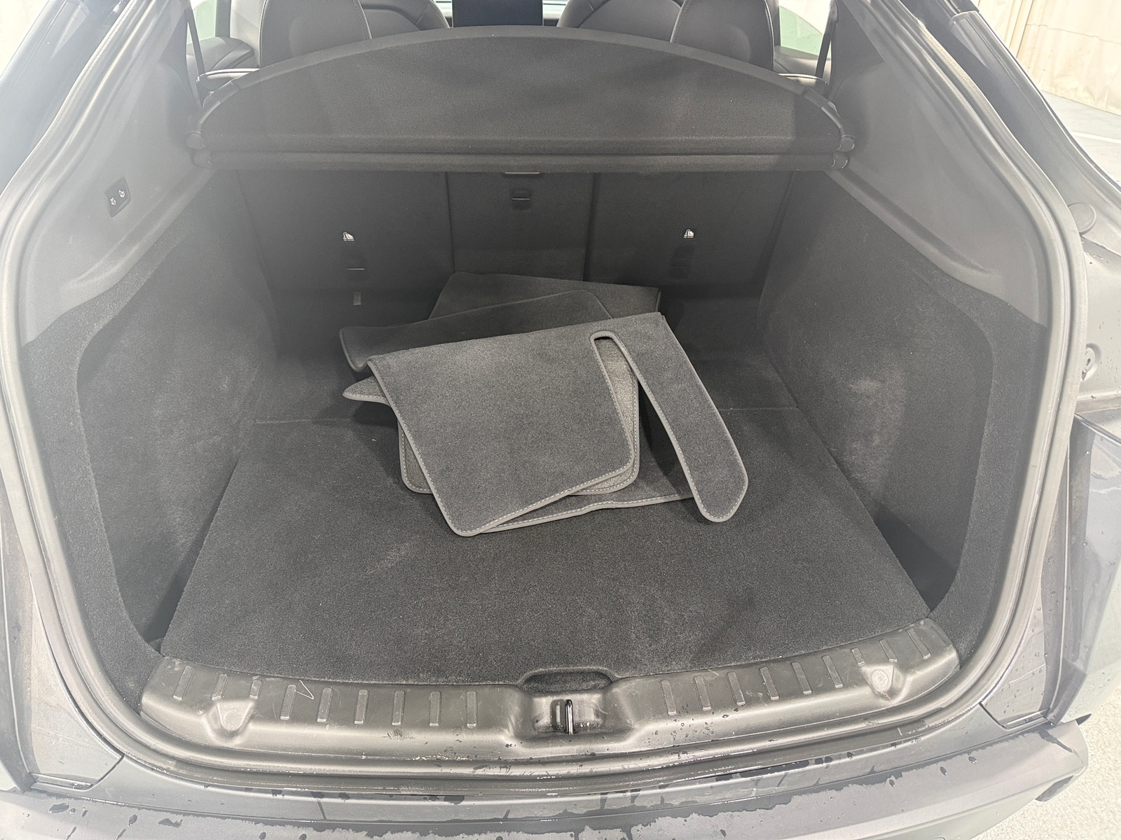 Thumbnail: 2026 Tesla Model Y - 6