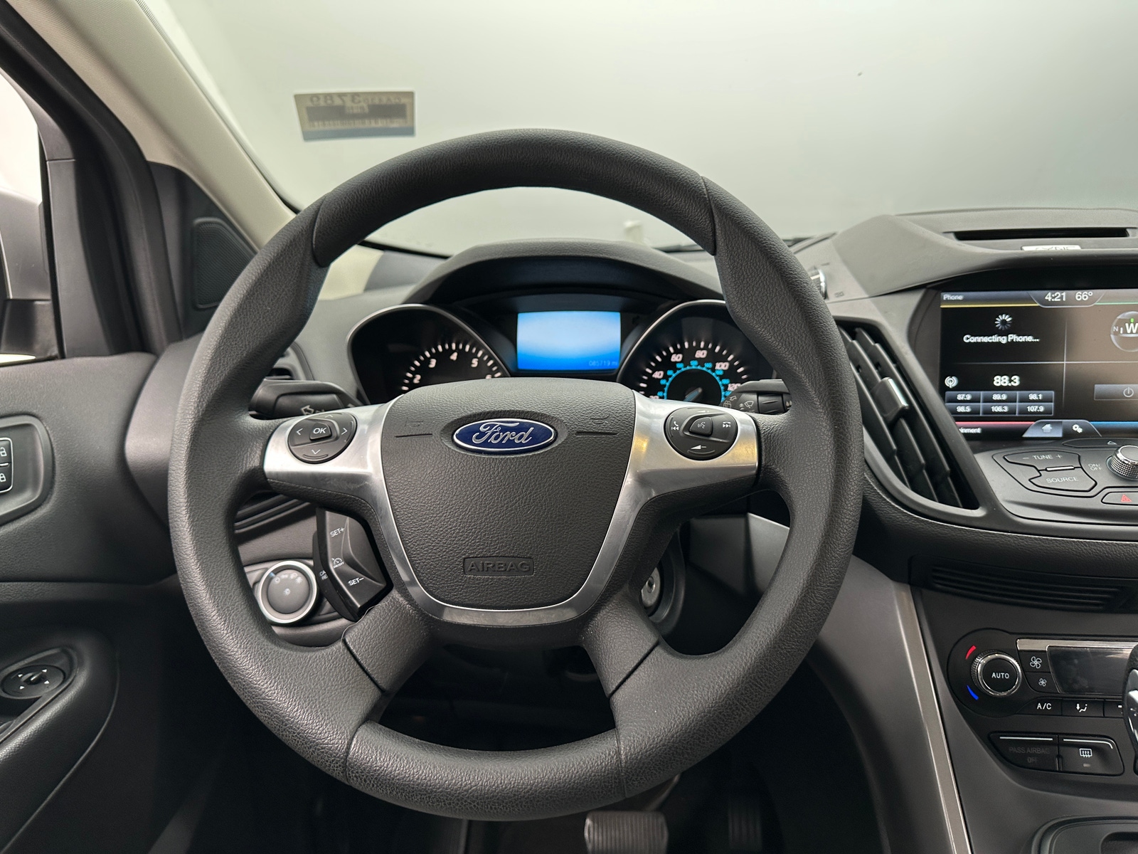 Thumbnail: 2015 Ford Escape - 5