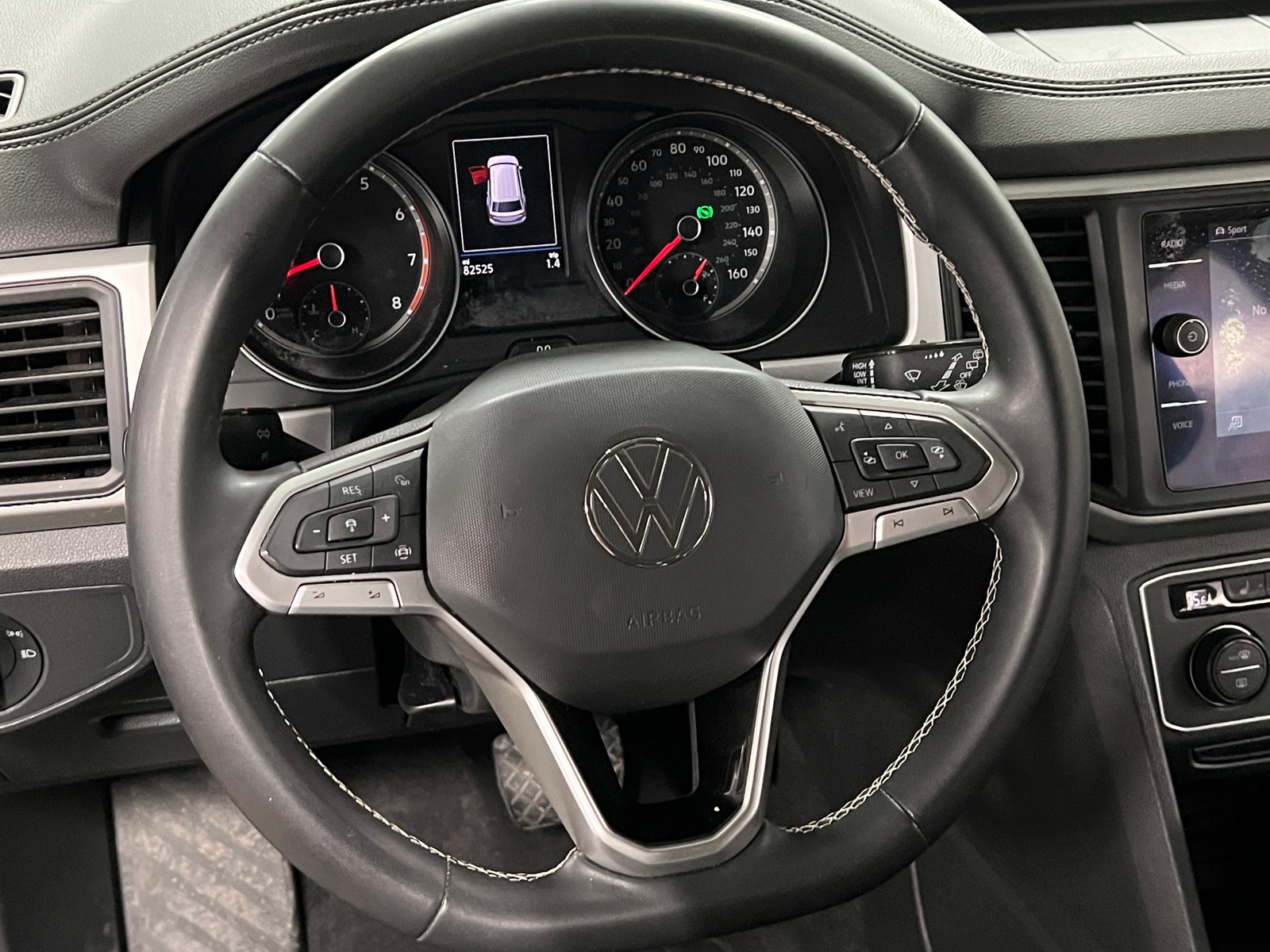 Thumbnail: 2021 Volkswagen Atlas - 4