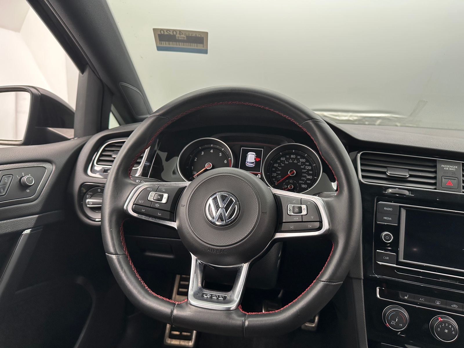Thumbnail: 2019 Volkswagen Golf - 5