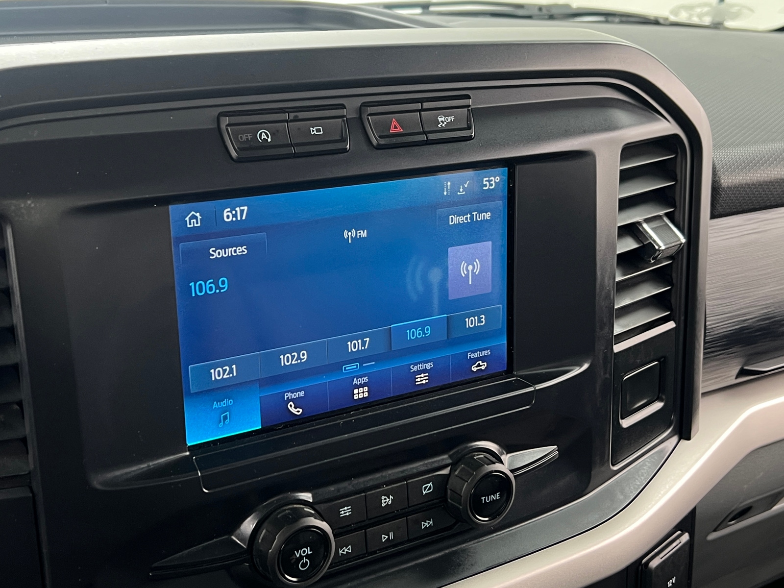 Thumbnail: 2021 Ford Econoline - 4