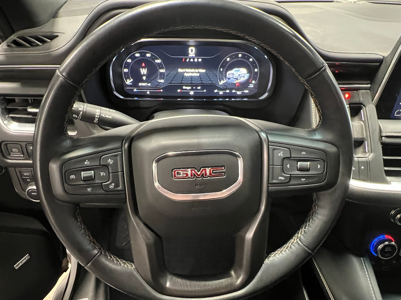 Thumbnail: 2022 GMC Yukon - 4