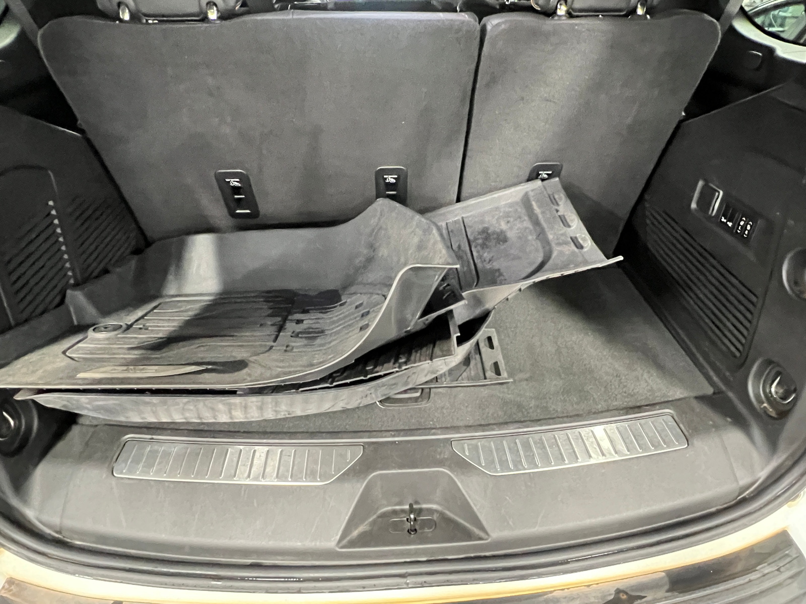 Thumbnail: 2022 GMC Yukon - 6