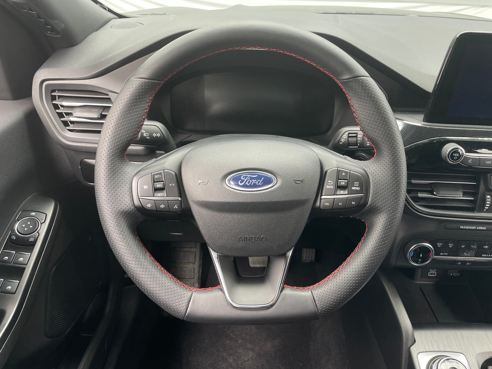 Thumbnail: 2025 Ford Escape - 5