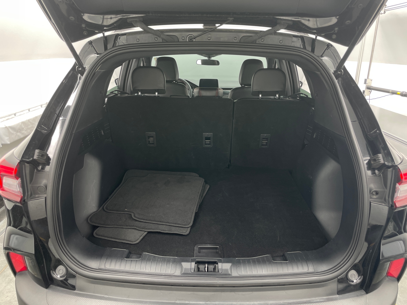 Thumbnail: 2025 Ford Escape - 7