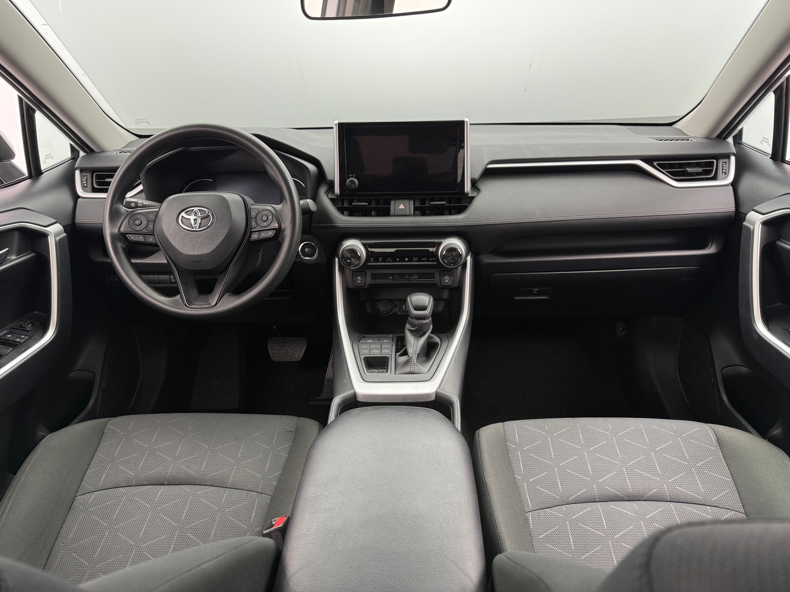 Thumbnail: 2025 Toyota RAV4 - 3