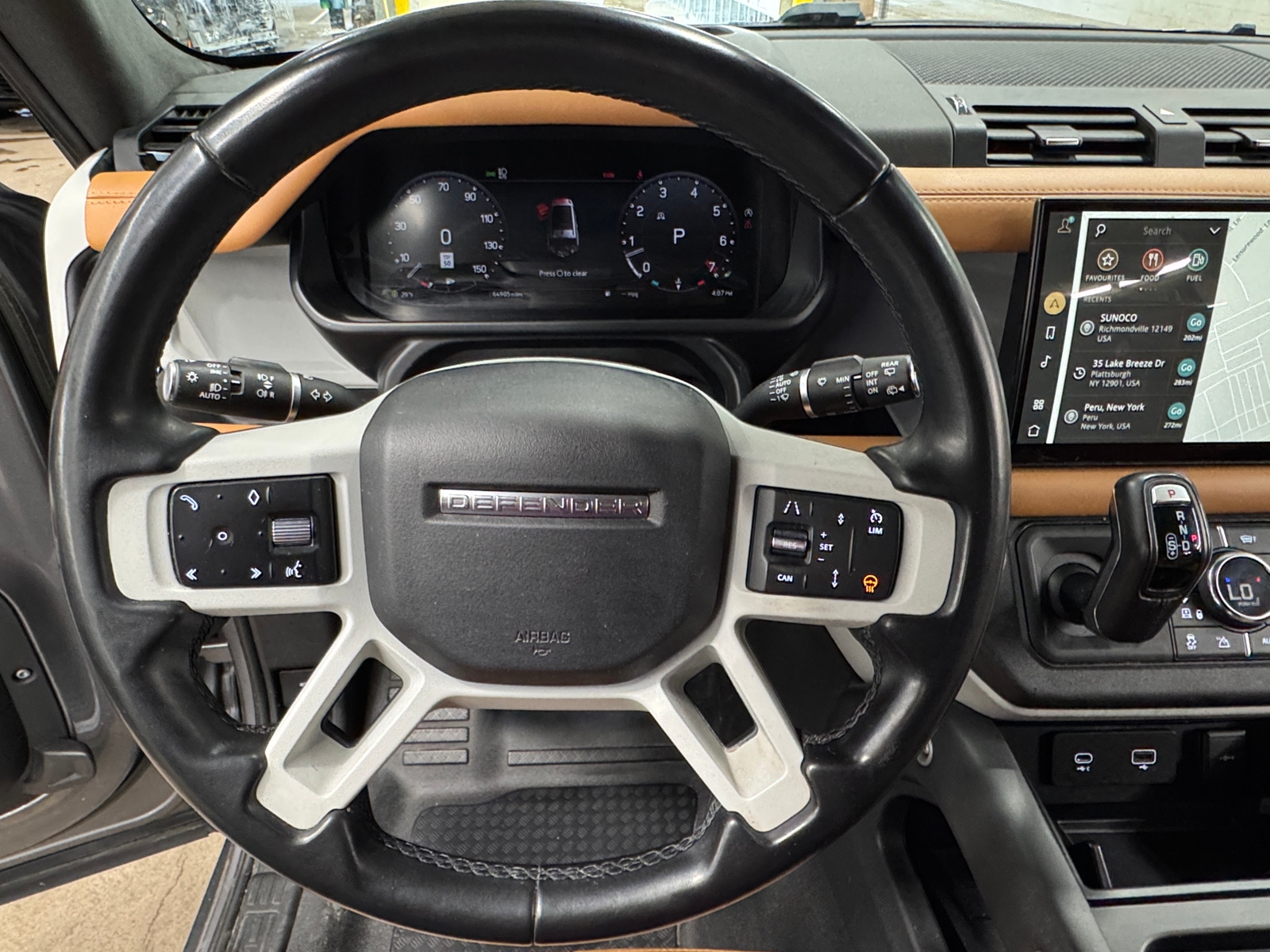 Thumbnail: 2023 Land Rover Defender - 4