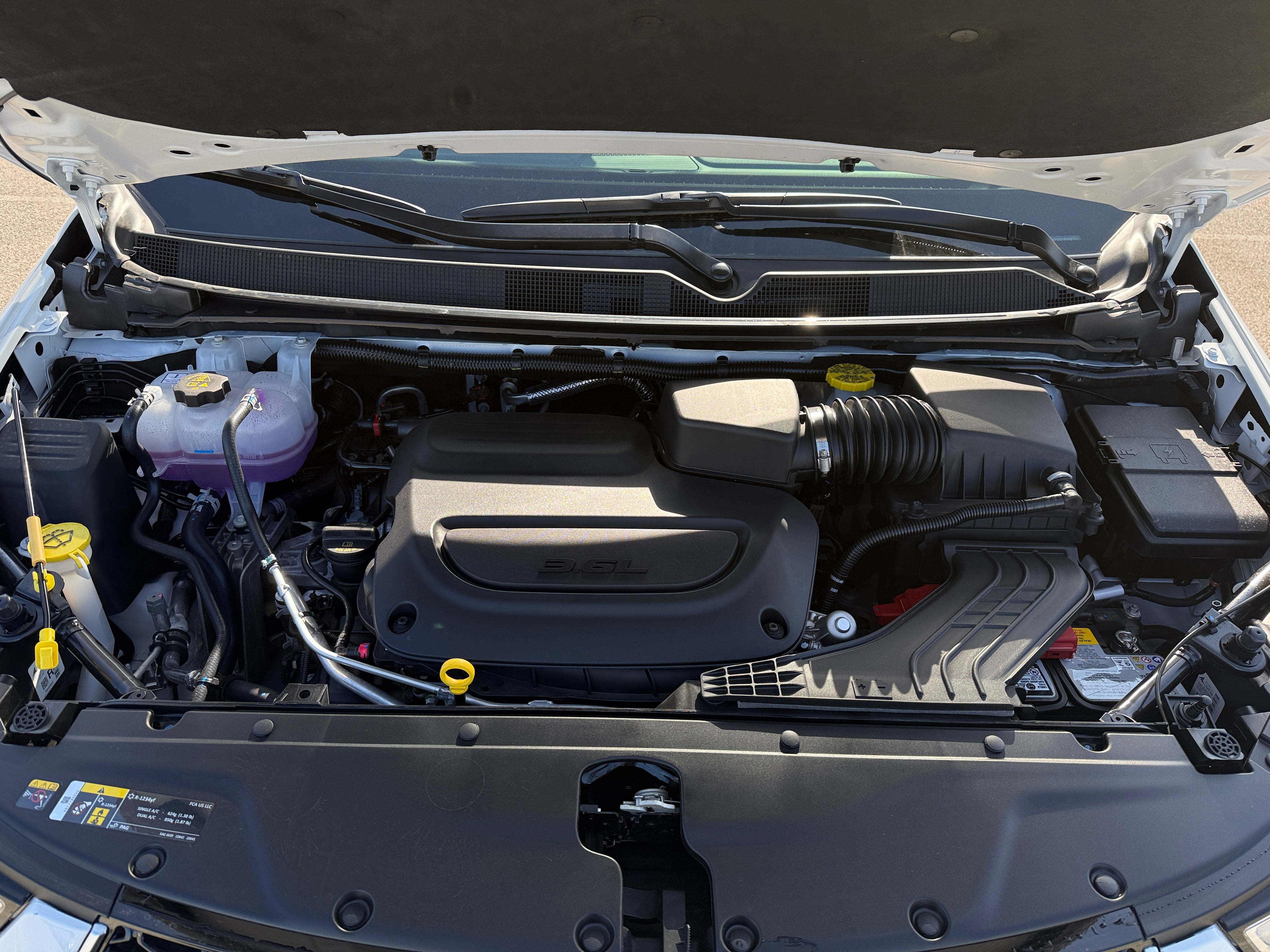 2026 Chrysler Pacifica Pinnacle's photo