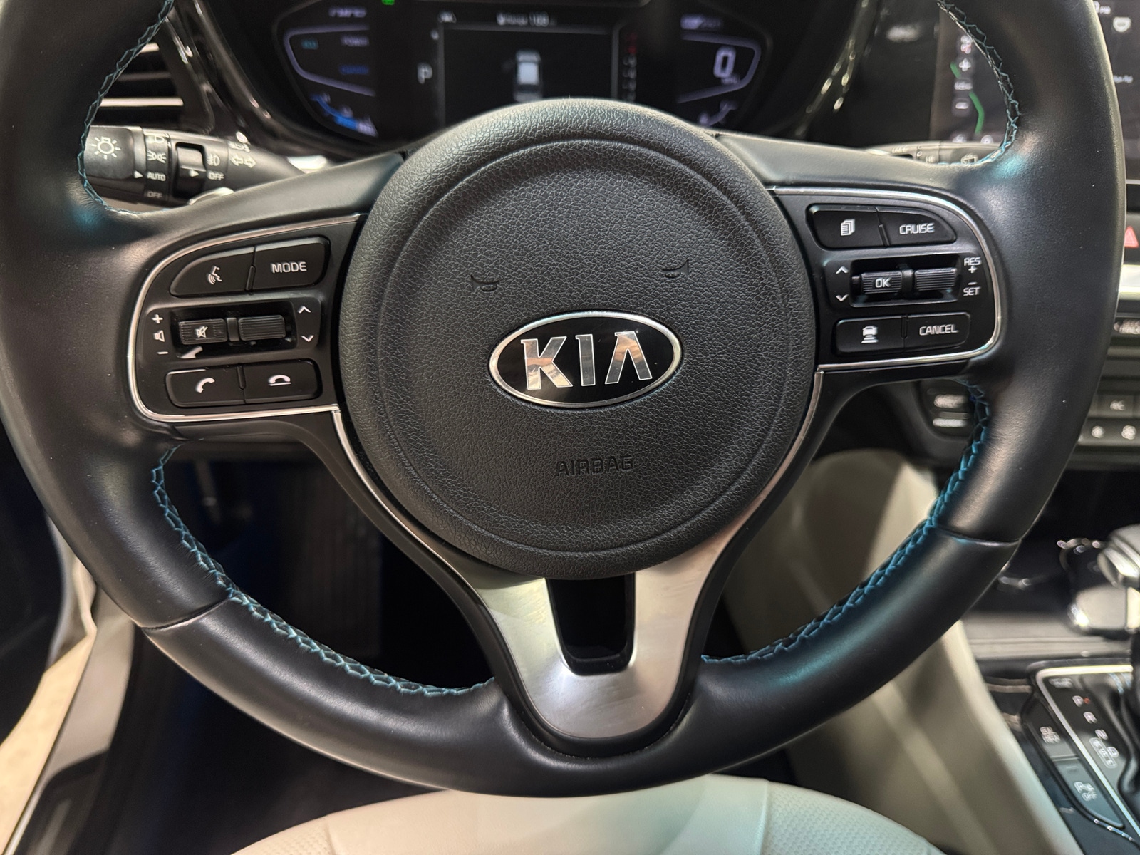 Thumbnail: 2020 Kia Niro - 4