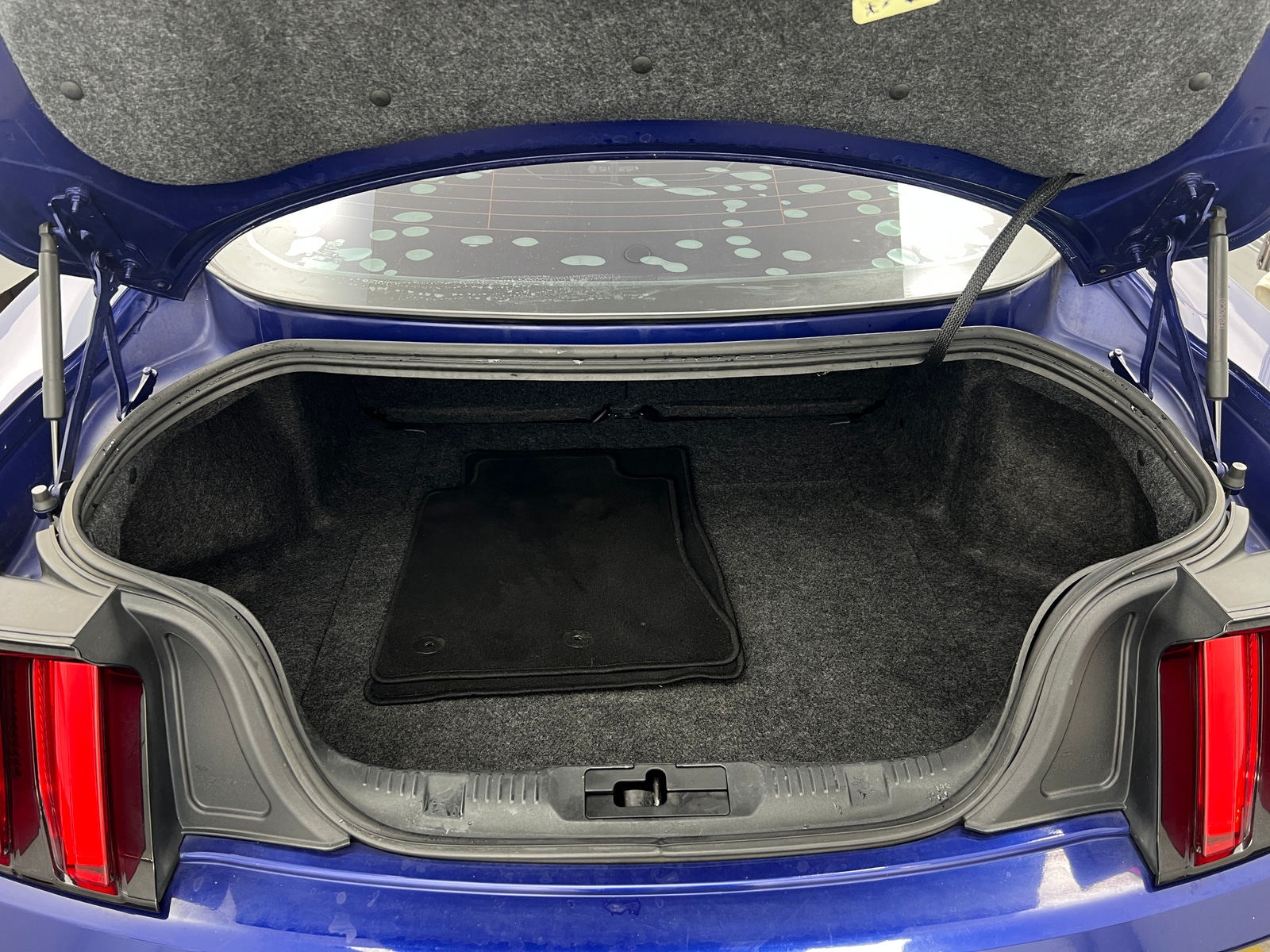 Thumbnail: 2015 Ford Mustang - 5