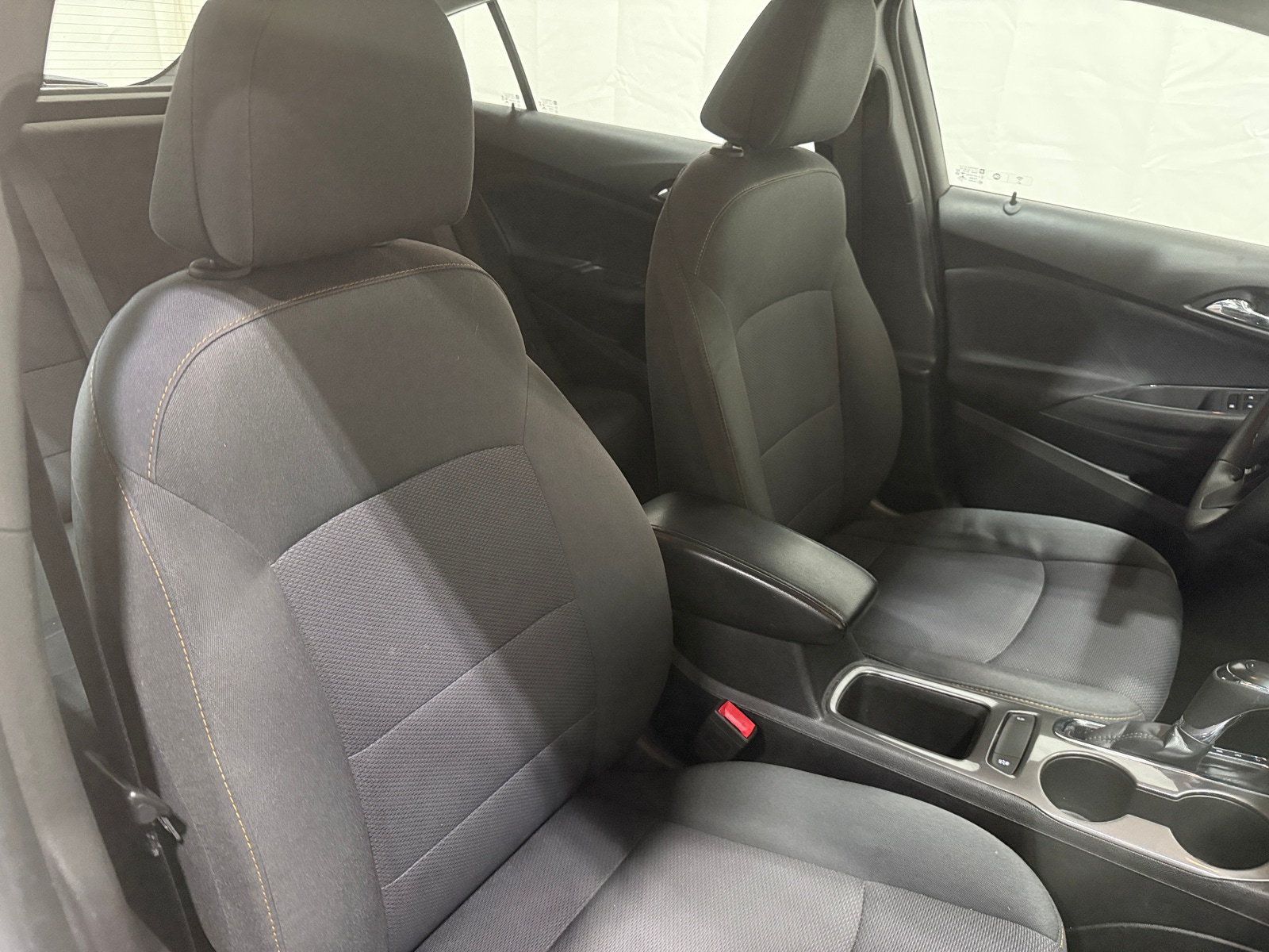 Thumbnail: 2019 Chevrolet Cruze - 2