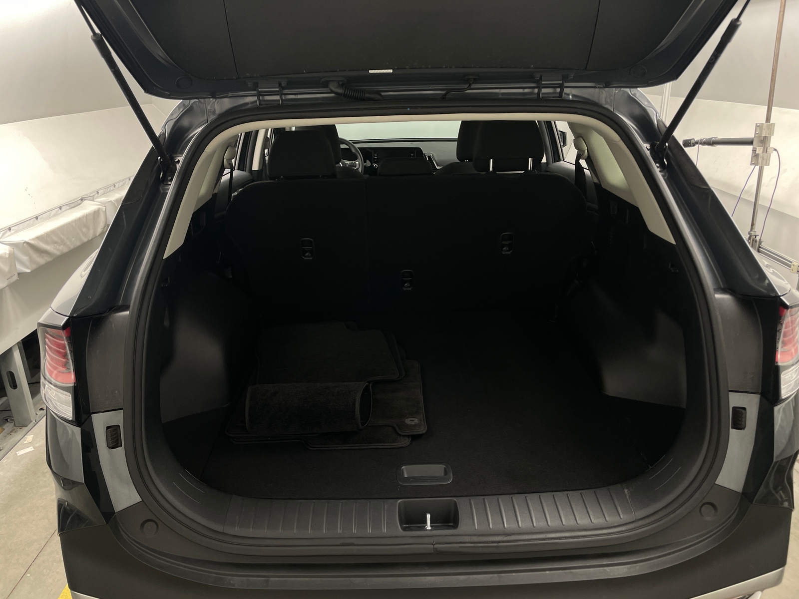 Thumbnail: 2023 Kia Sportage - 7