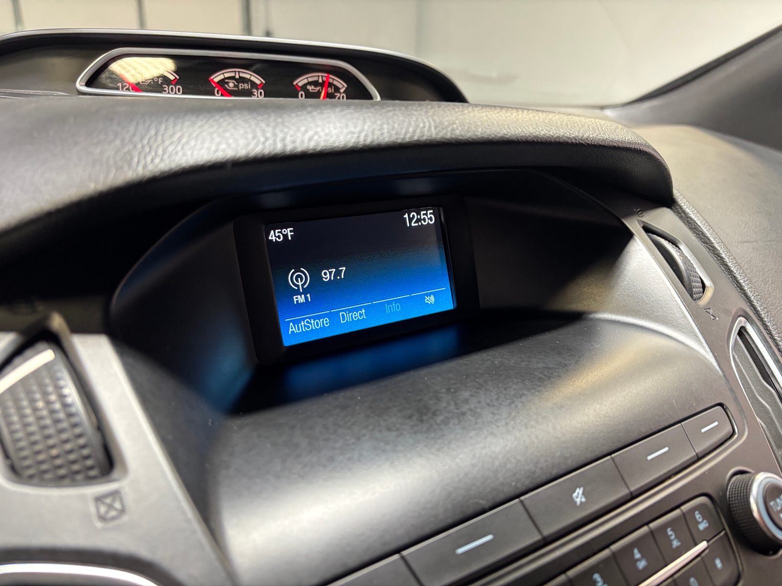 Thumbnail: 2018 Ford Focus - 4