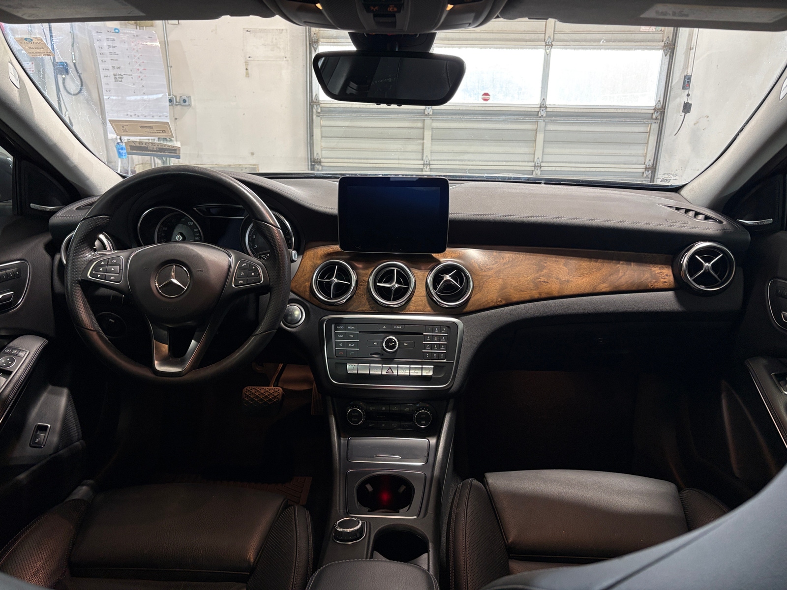 Thumbnail: 2018 Mercedes-Benz GLA - 2