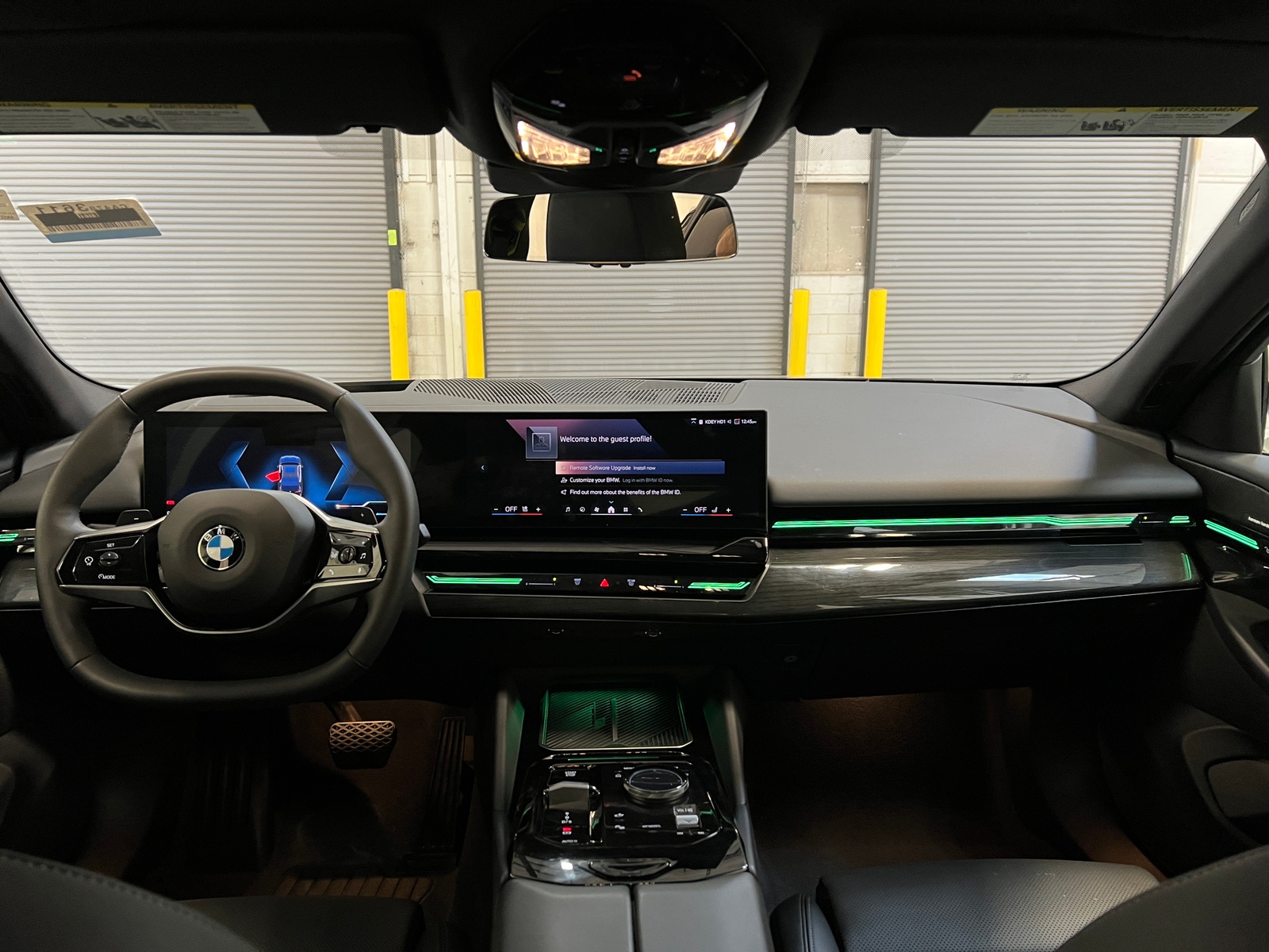 Thumbnail: 2026 BMW 5 Series - 2