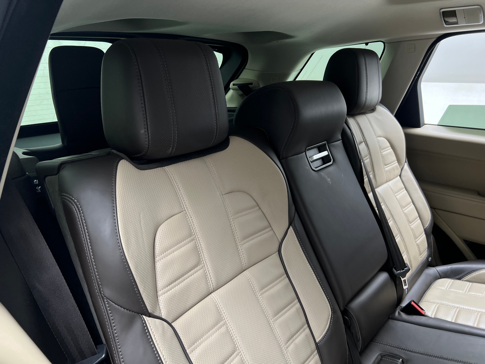 Thumbnail: 2017 Land Rover Range Rover Sport - 5