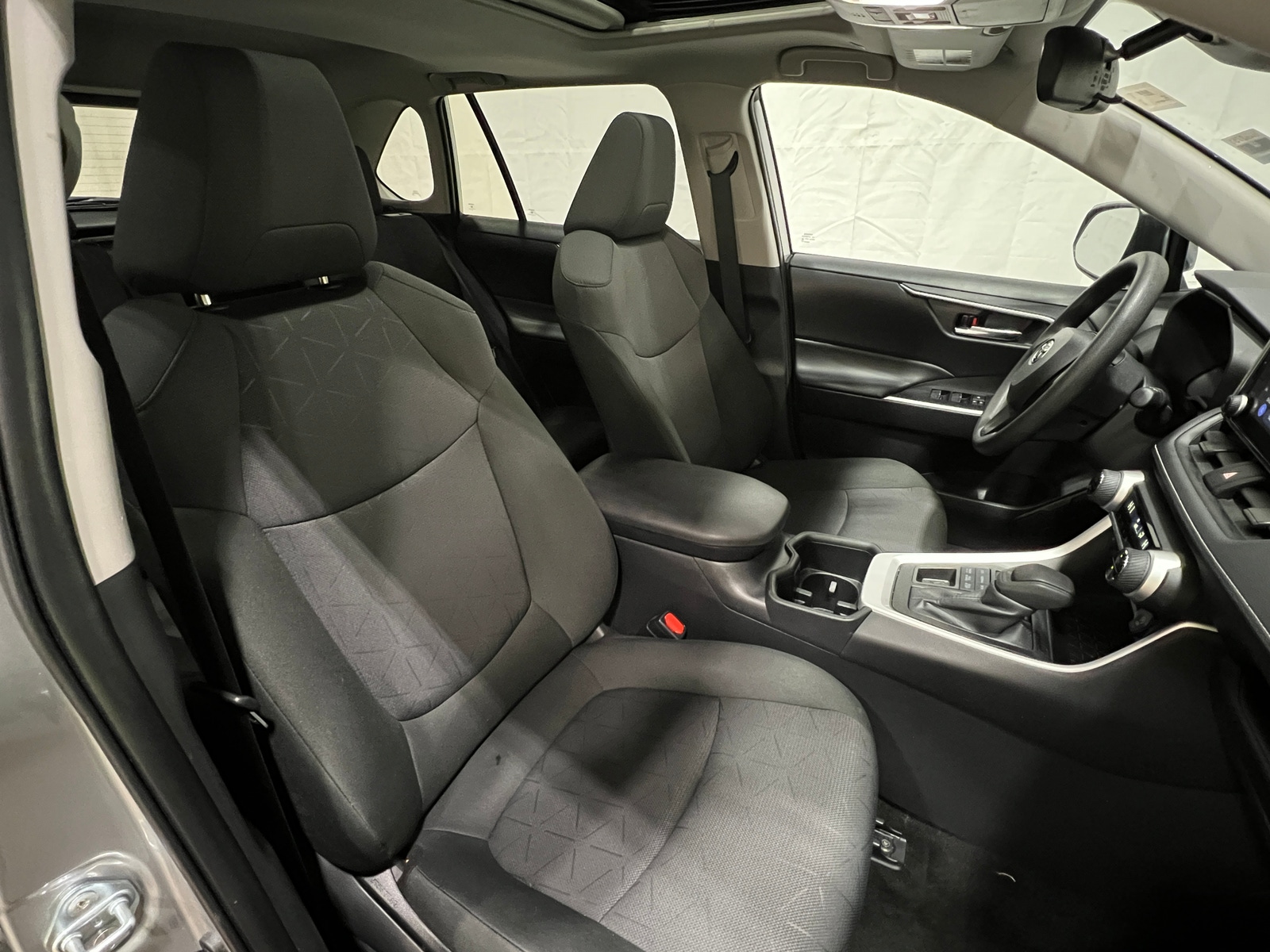 Thumbnail: 2025 Toyota RAV4 - 2