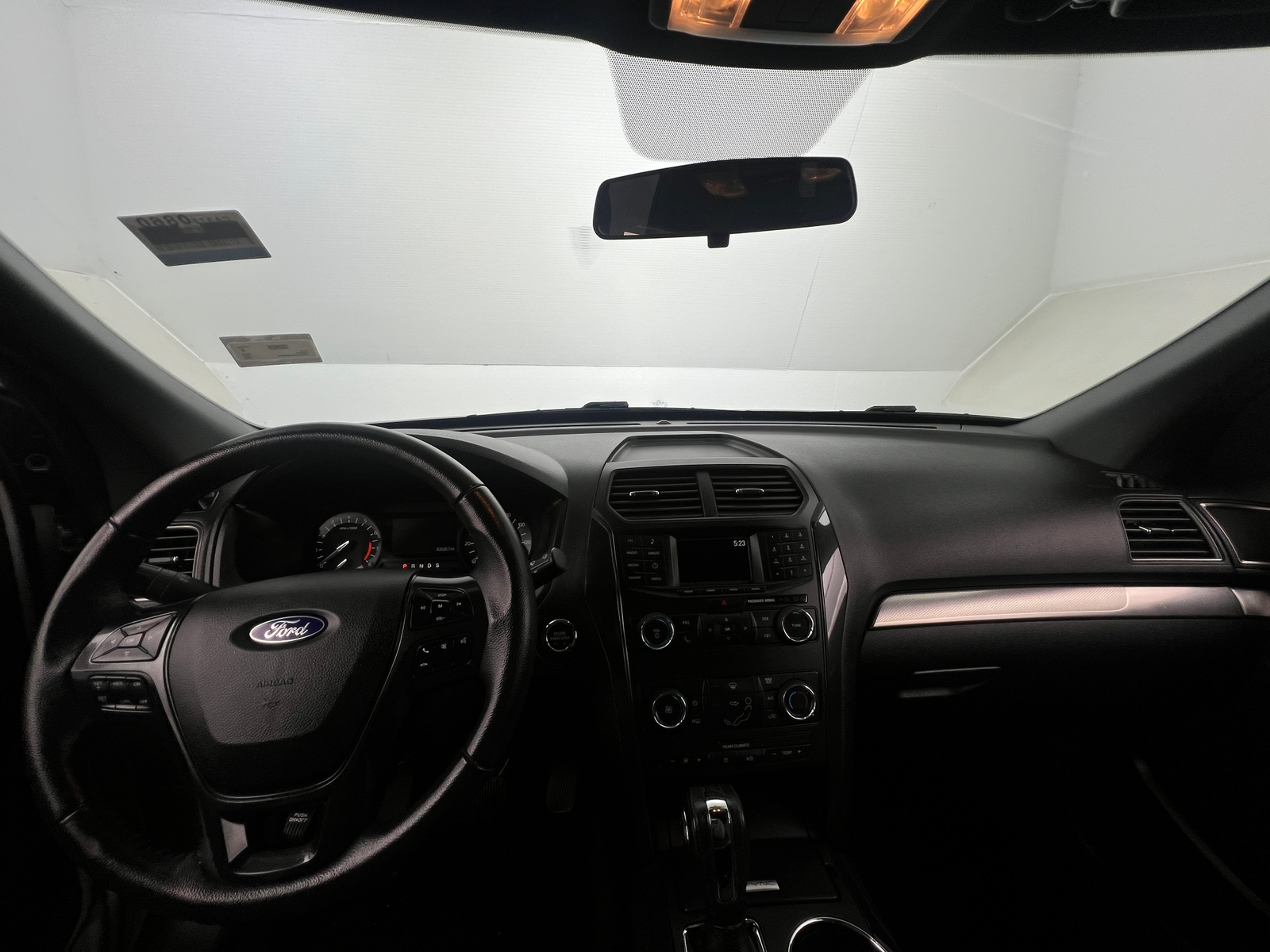 Thumbnail: 2018 Ford Explorer - 3