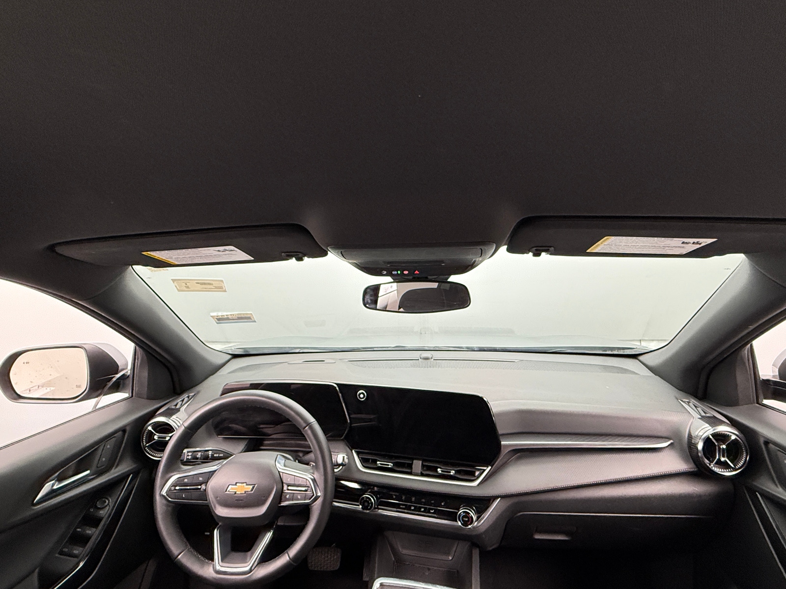 Thumbnail: 2025 Chevrolet Equinox - 3