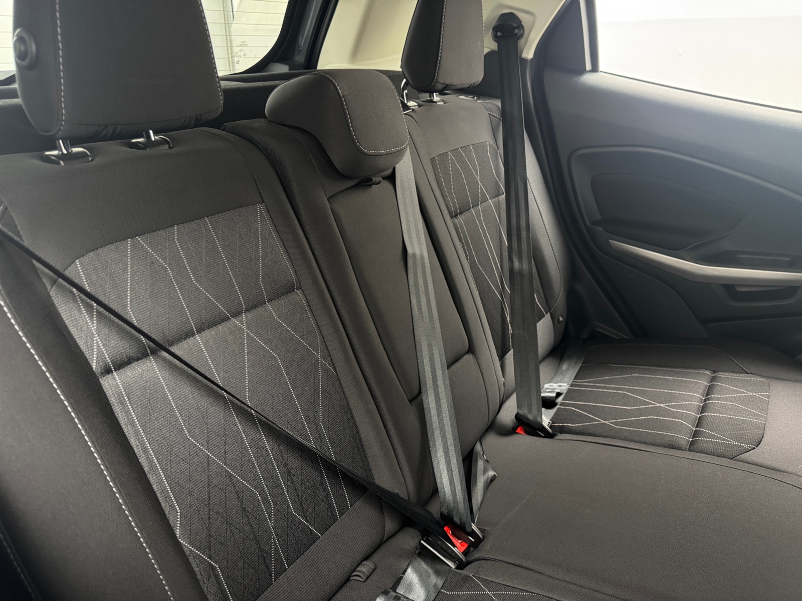 Thumbnail: 2019 Ford EcoSport - 6