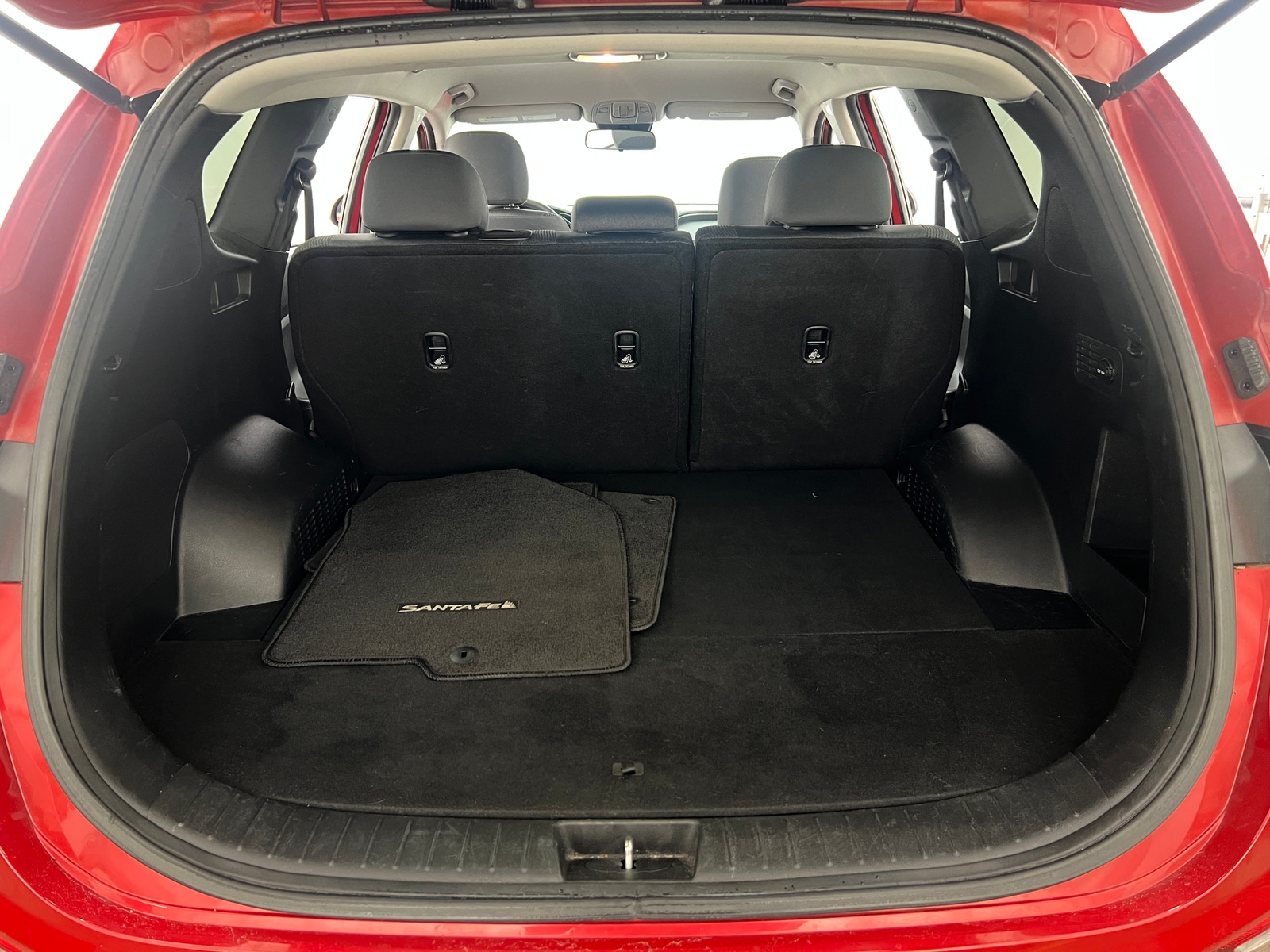 Thumbnail: 2019 Hyundai Santa Fe - 7