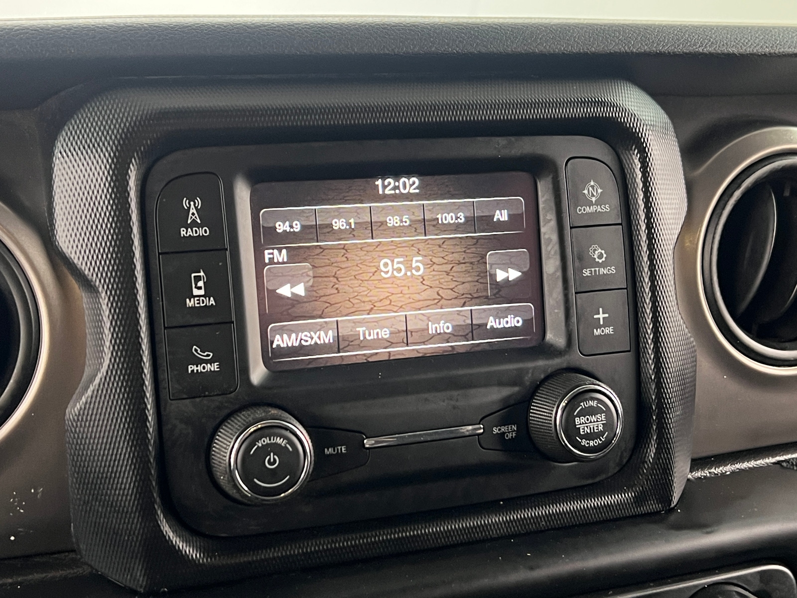 Thumbnail: 2020 Jeep Wrangler - 4