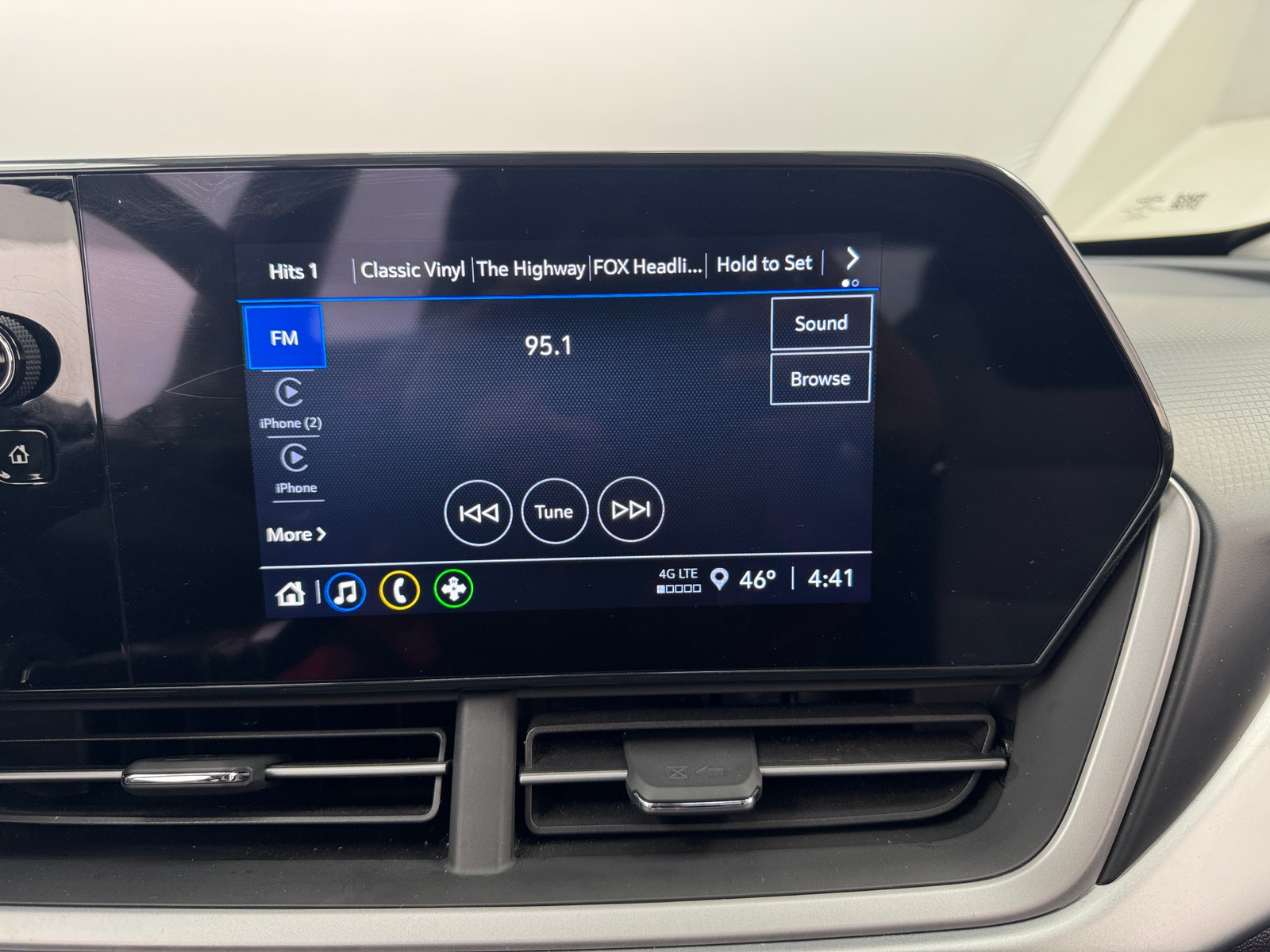 Thumbnail: 2024 Chevrolet Trax - 4