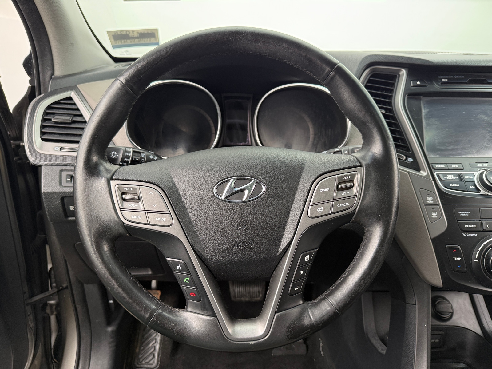 Thumbnail: 2015 Hyundai Santa Fe - 4