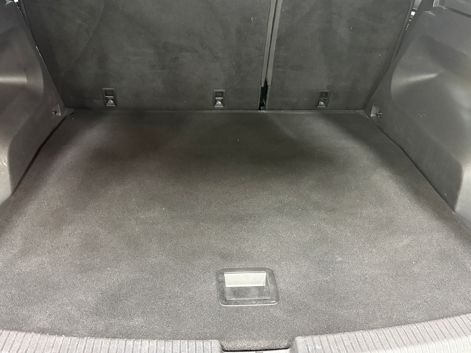 Thumbnail: 2021 Volkswagen Atlas - 6