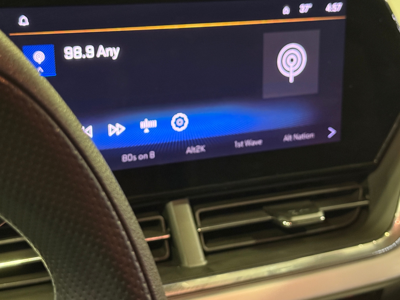 Thumbnail: 2025 Chevrolet Trax - 4