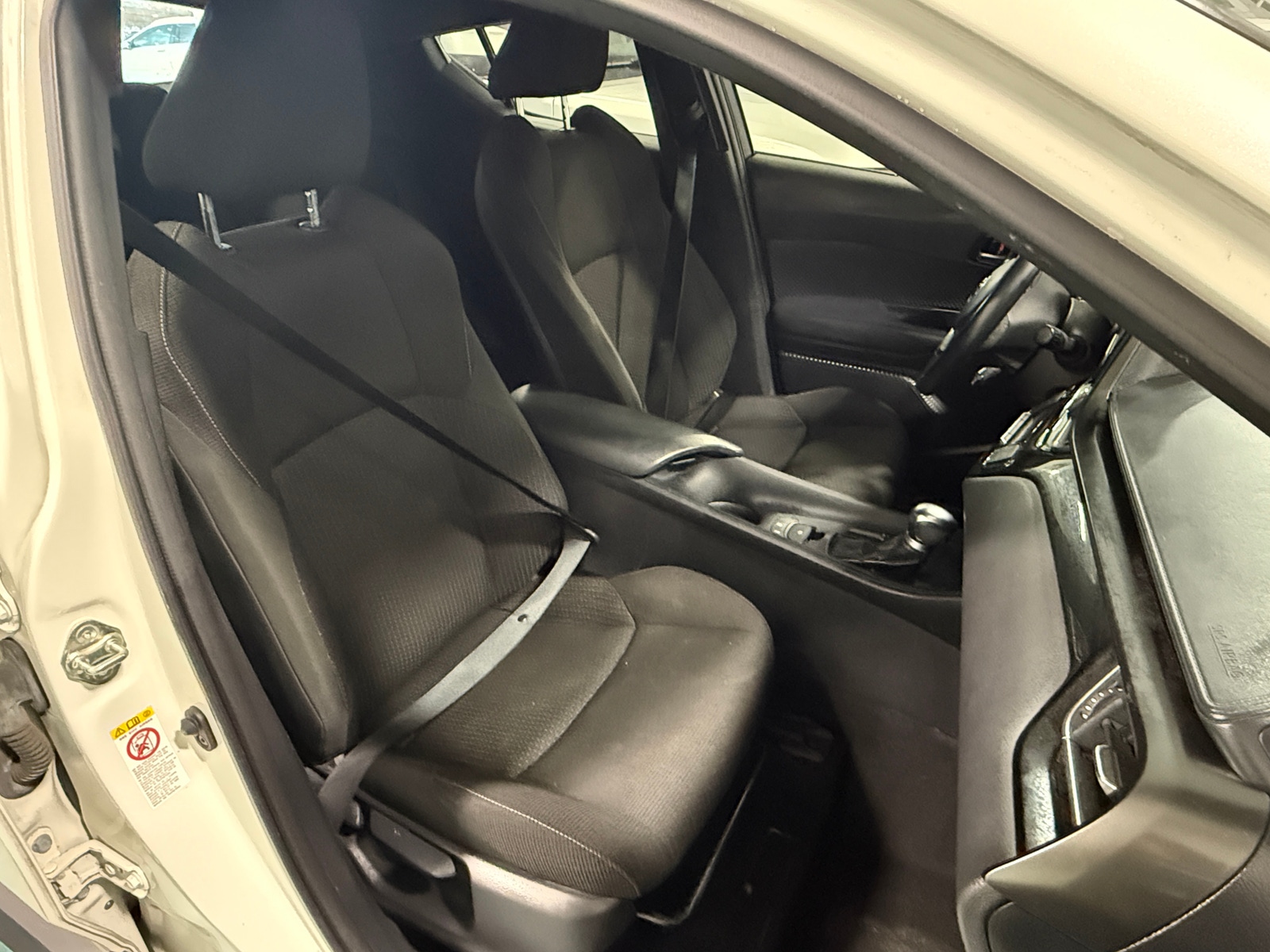 Thumbnail: 2018 Toyota C-HR - 2