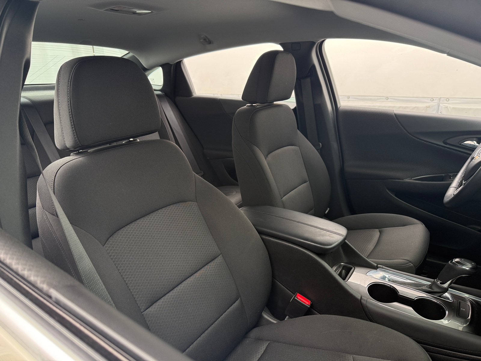 Thumbnail: 2016 Chevrolet Malibu - 2