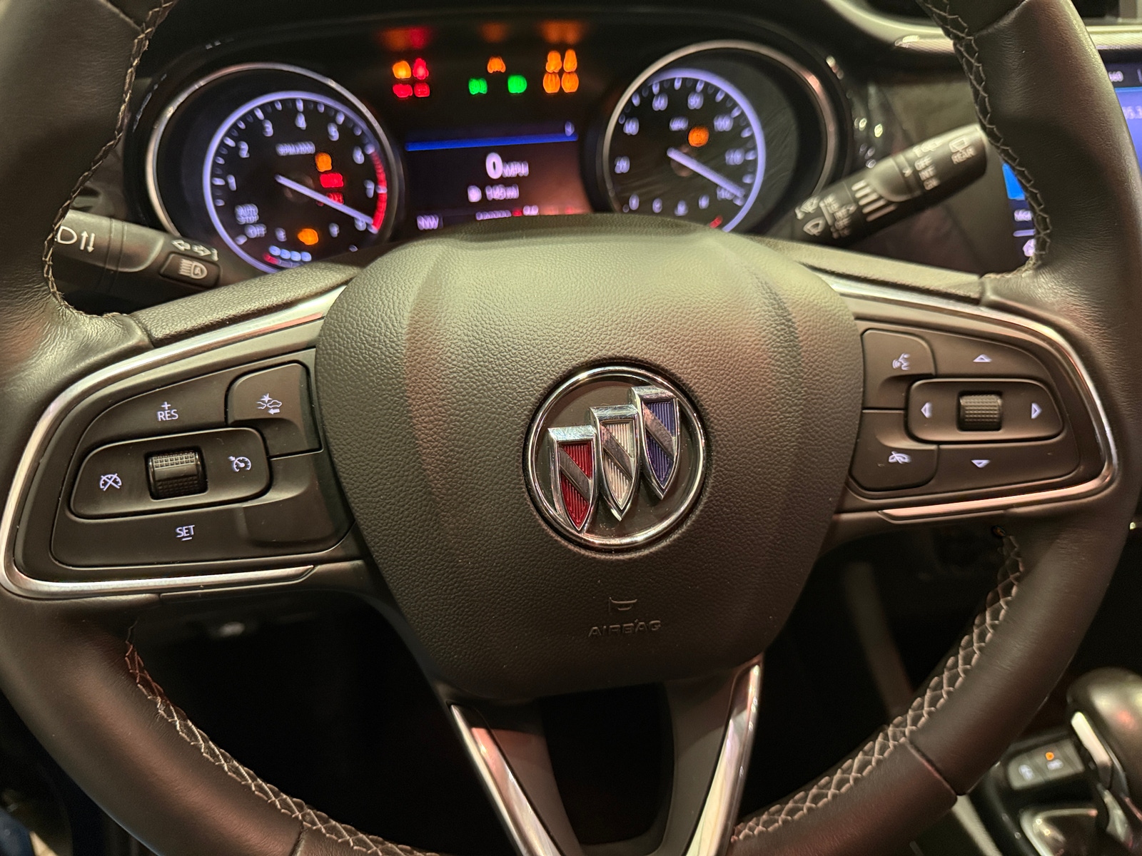 Thumbnail: 2020 Buick Encore GX - 5