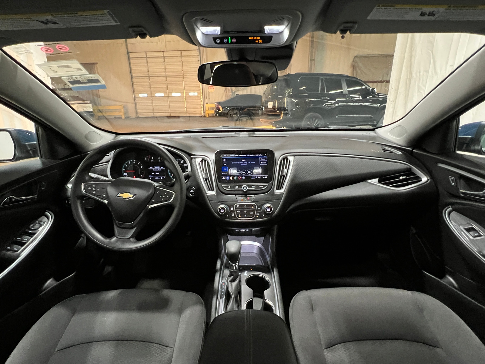 Thumbnail: 2024 Chevrolet Malibu - 3