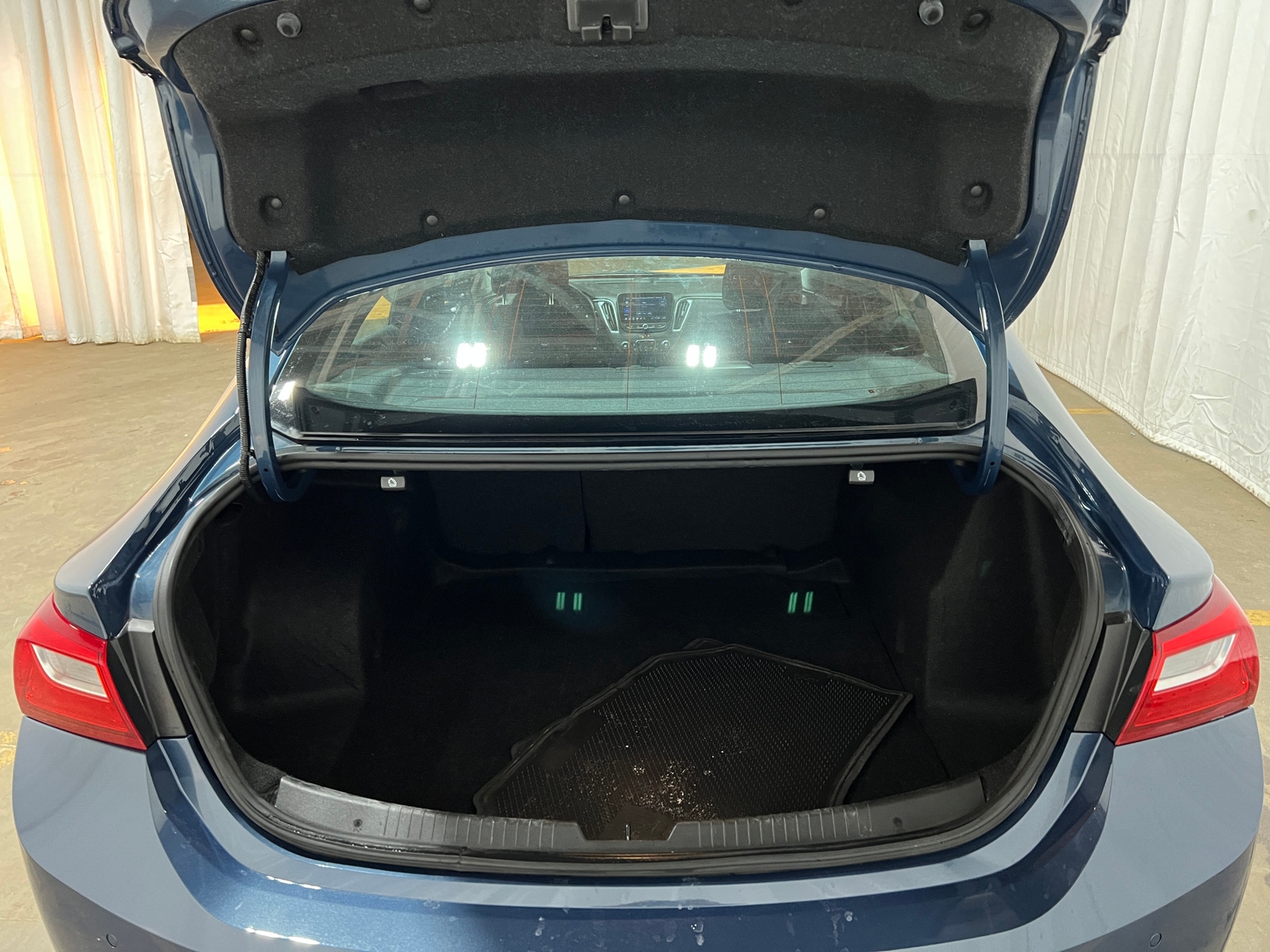 Thumbnail: 2024 Chevrolet Malibu - 7