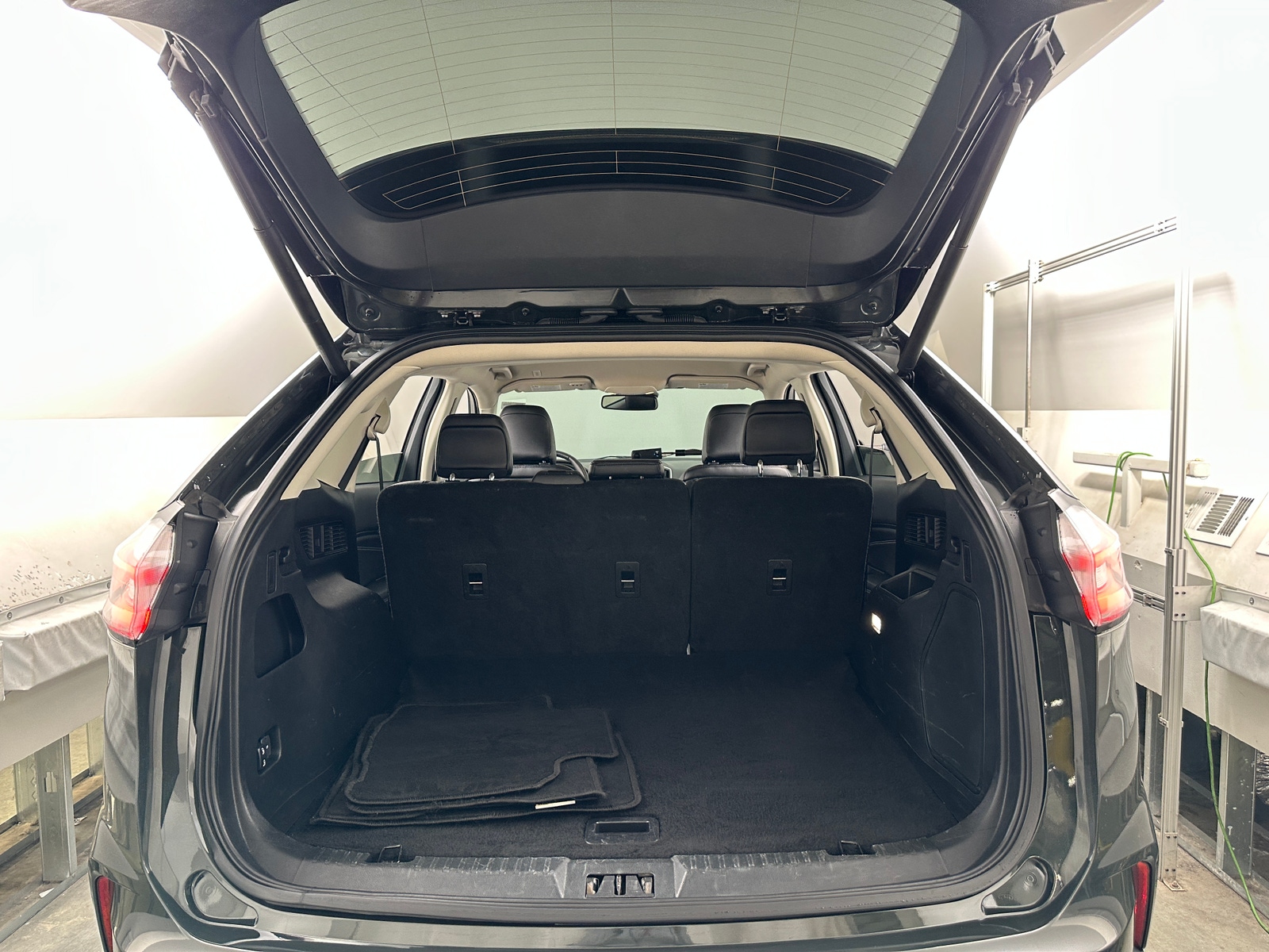 Thumbnail: 2024 Ford Edge - 6