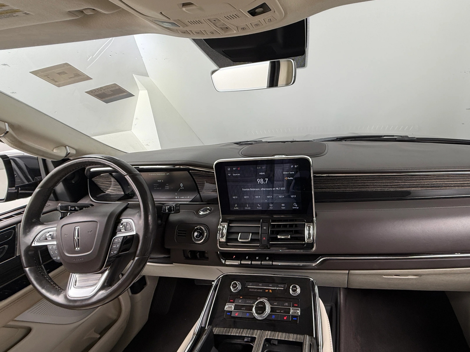 Thumbnail: 2020 Lincoln Navigator - 2