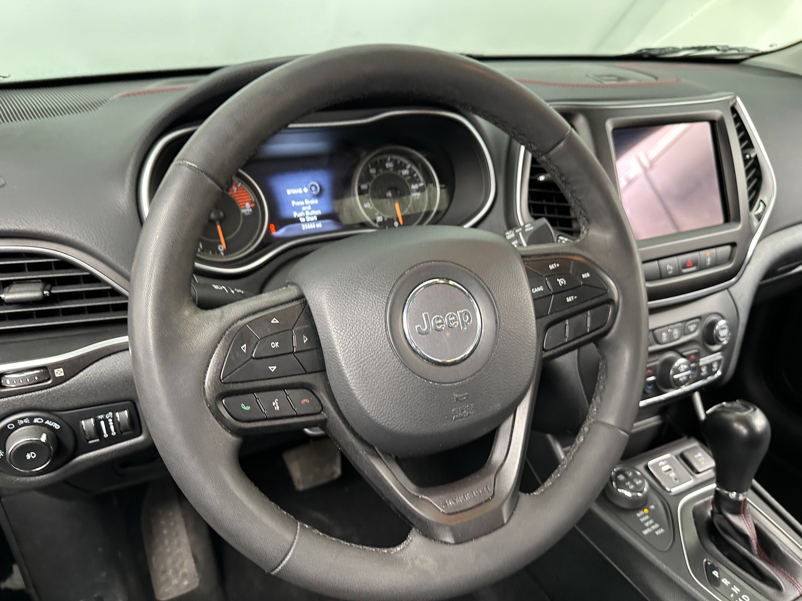 Thumbnail: 2022 Jeep Cherokee - 5