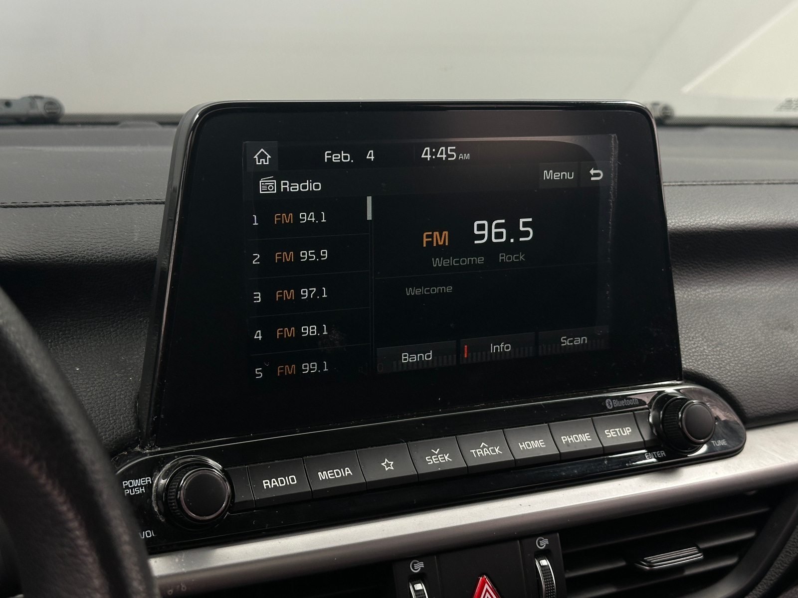 Thumbnail: 2021 Kia Forte - 4