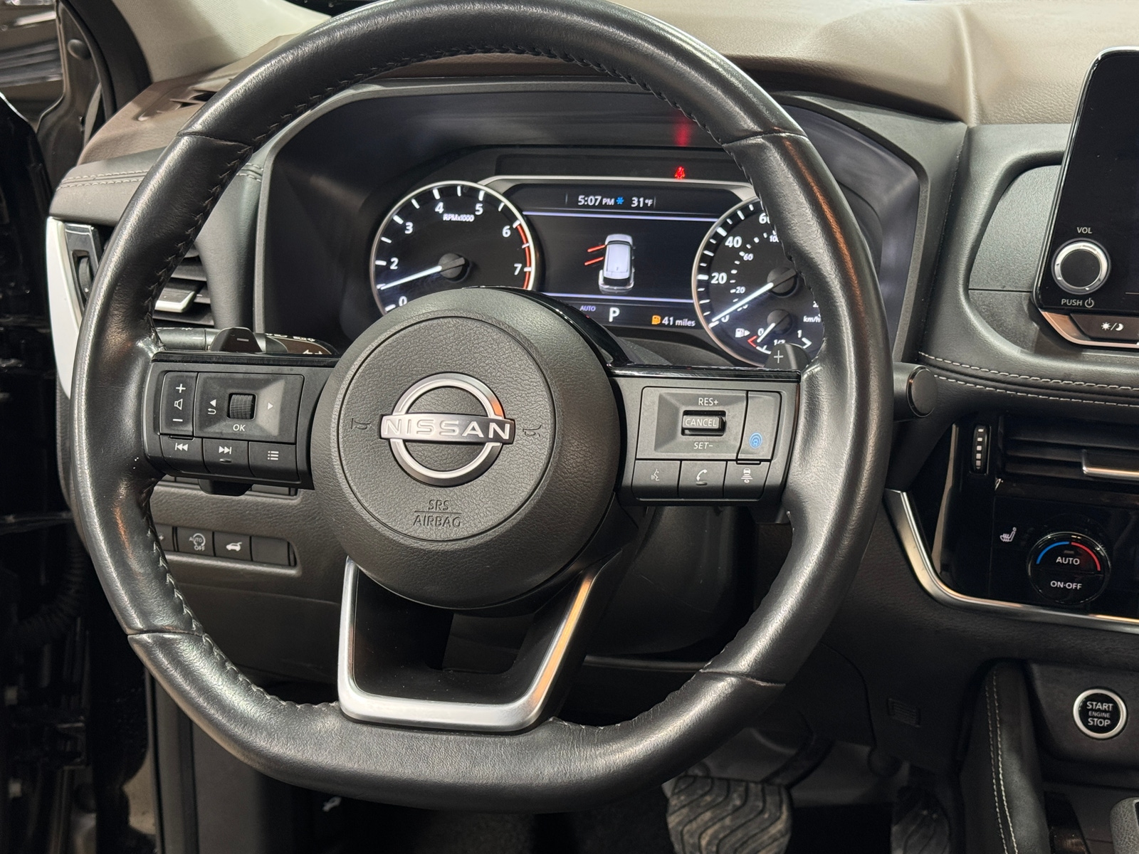 Thumbnail: 2023 Nissan Rogue - 4